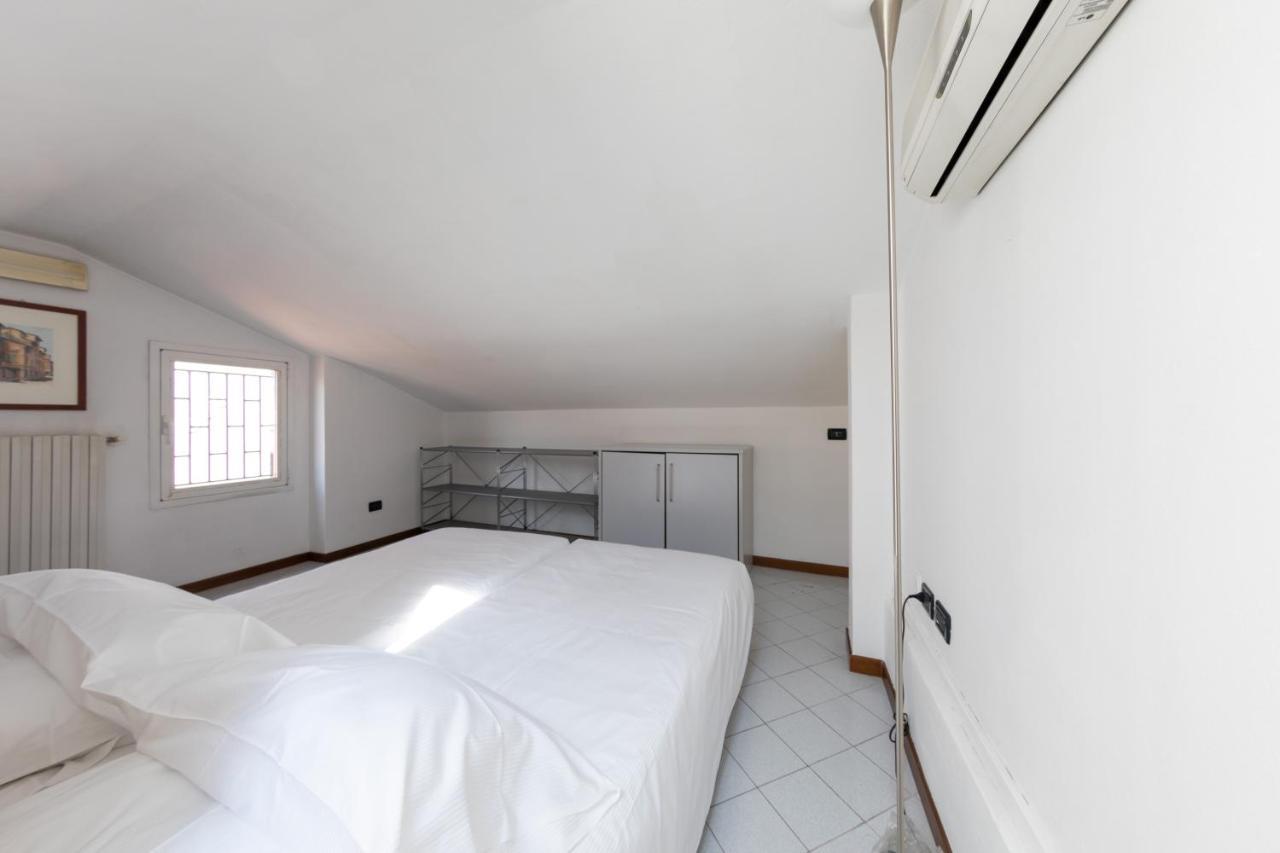 Apartament Bologna'S Way Sguardo Sui Tetti Zewnętrze zdjęcie